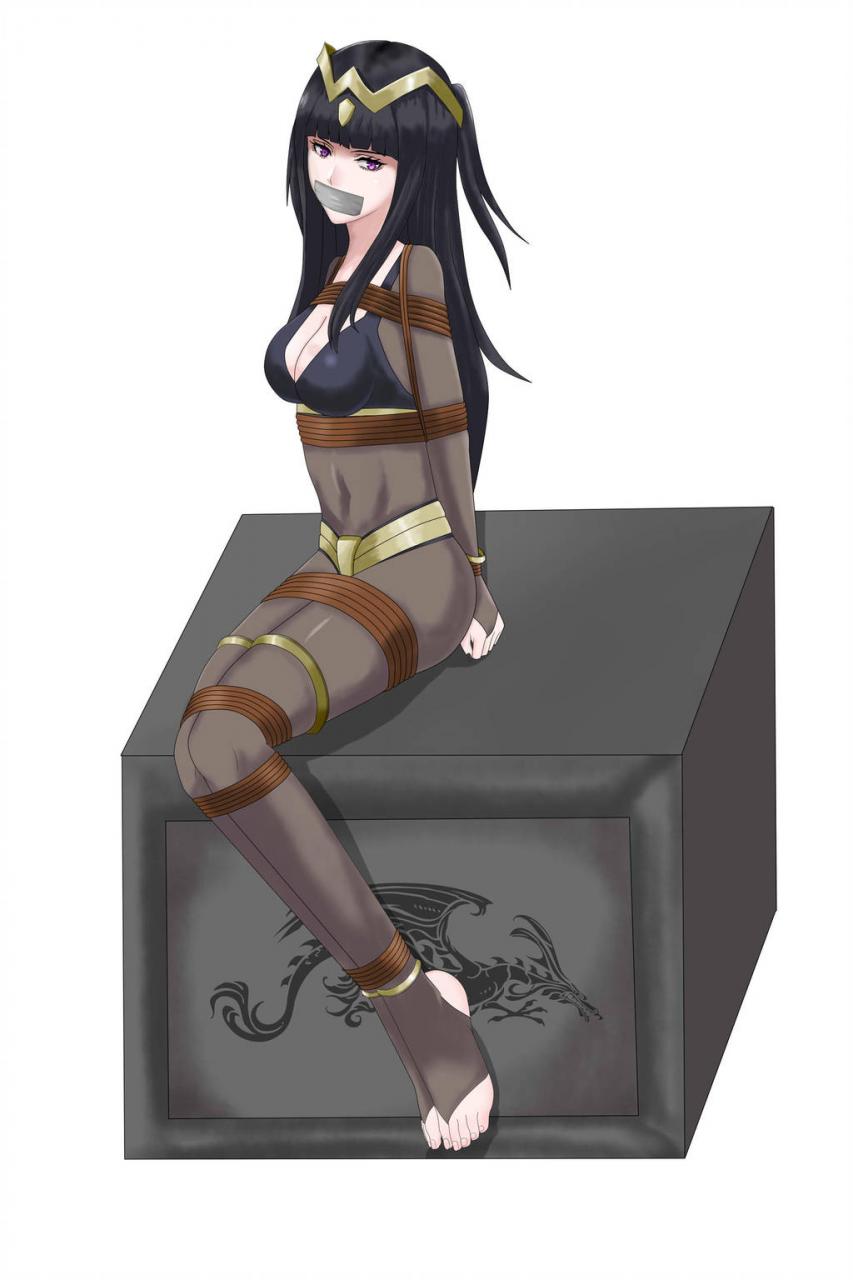 月神的凡尘紧缚之旅封面